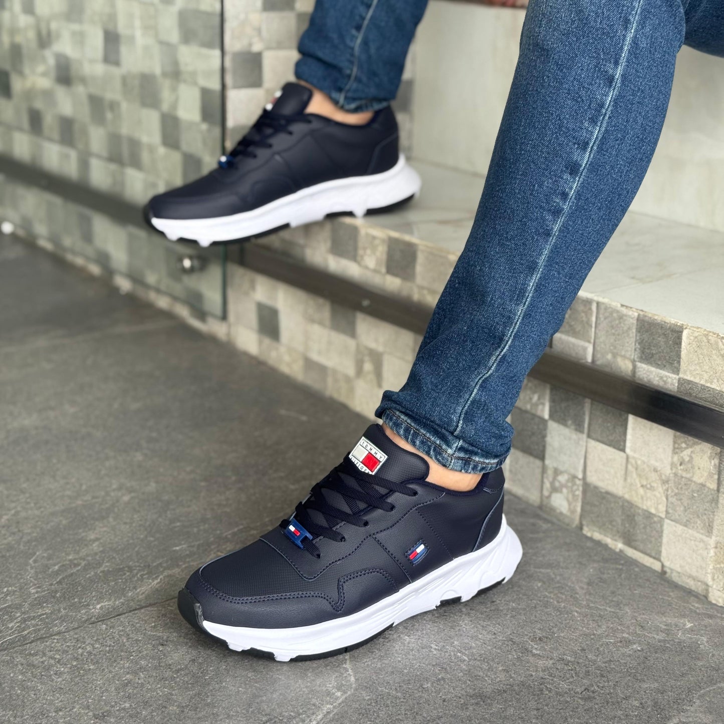 Tenis Essential TH Modern D