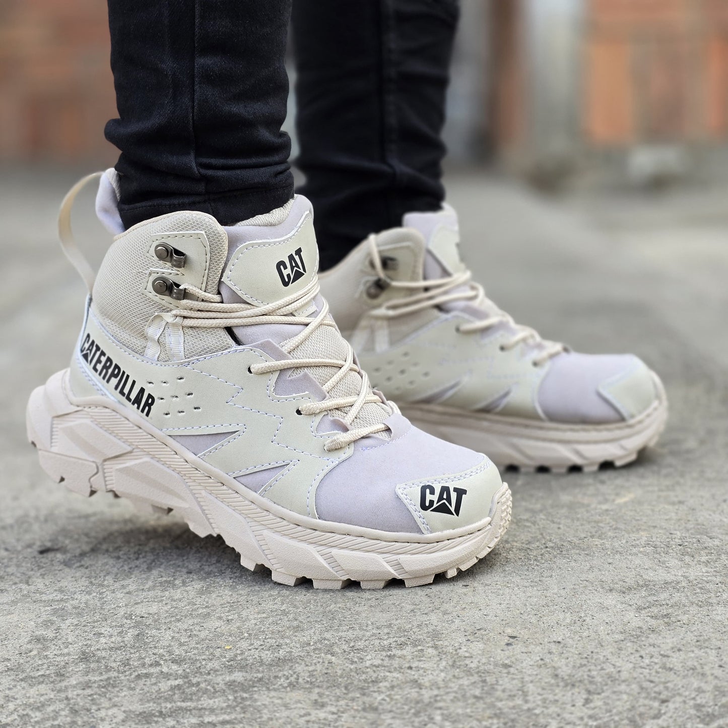 BOTA CATERPILLAR IMPERIAL 2.0