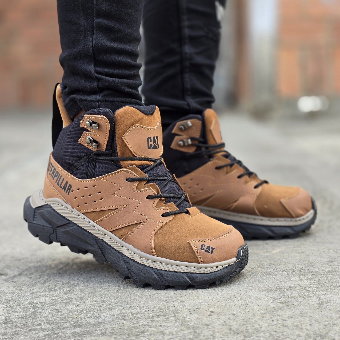 BOTA CATERPILLAR IMPERIAL 2.0