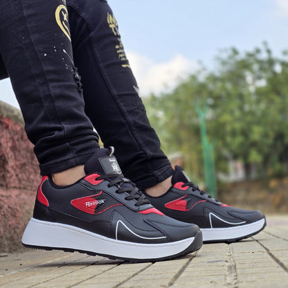 REEBOOK ULTRA + MEDIAS